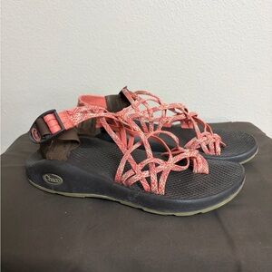 Chaco ZX3 Classic Coral Triple Strap Slingback Hiking Outdoor Sandals